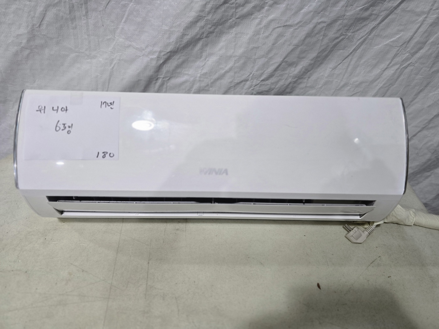 0012번 위니아 벽걸이 에어컨 6평 17년